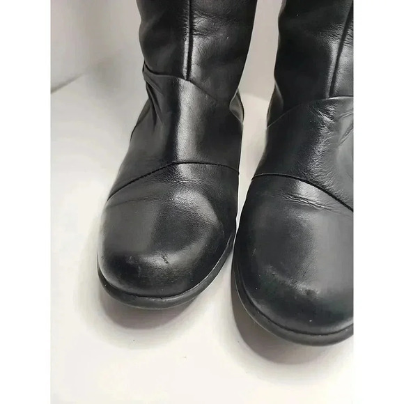 Clarks Bendables Black Leather Riding Boots Womens 8.5 Zipper Heel 38480 - Picture 9 of 16